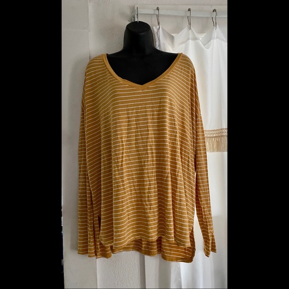 AE 🦅soft and sexy L/S top